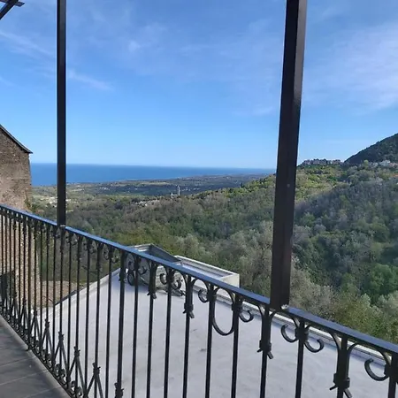 Stella Villa